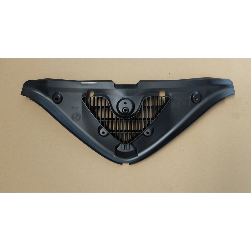 Front grill -  Alfa Romeo 166