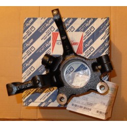 RIGHT STEERING KNUCKLE - Fiat Coupe / Lancia Dedra